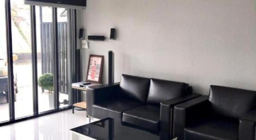 K Station Pattaya Hotel Luaran gambar