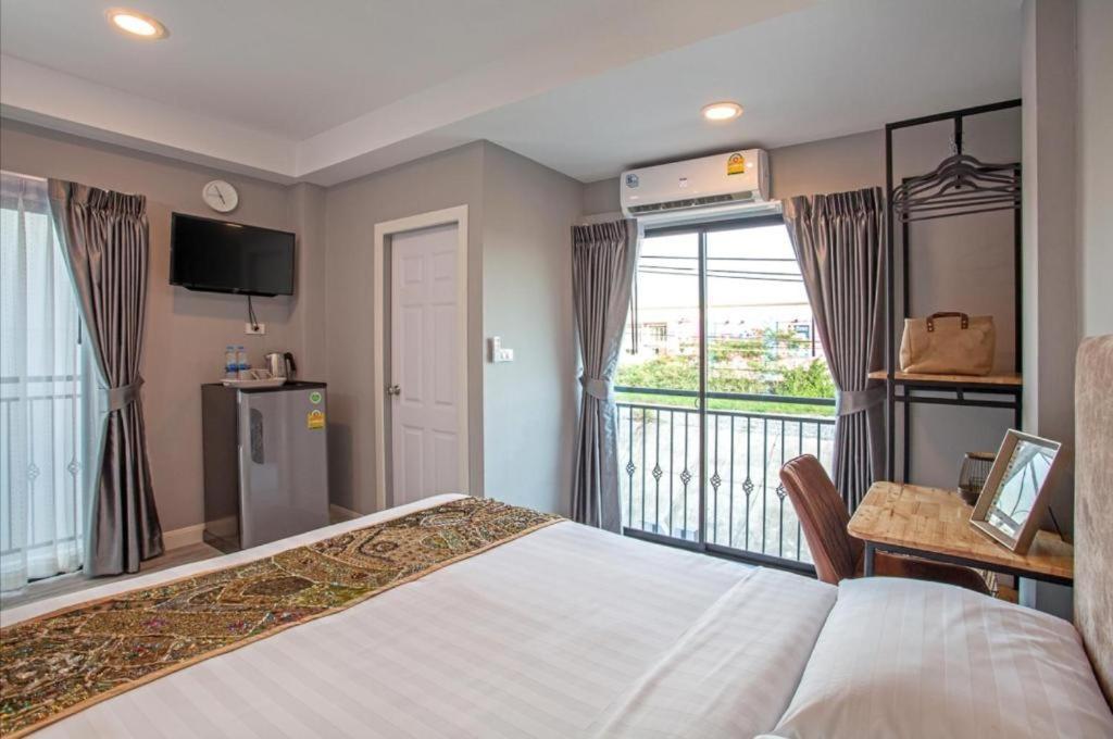 K Station Pattaya Hotel Luaran gambar
