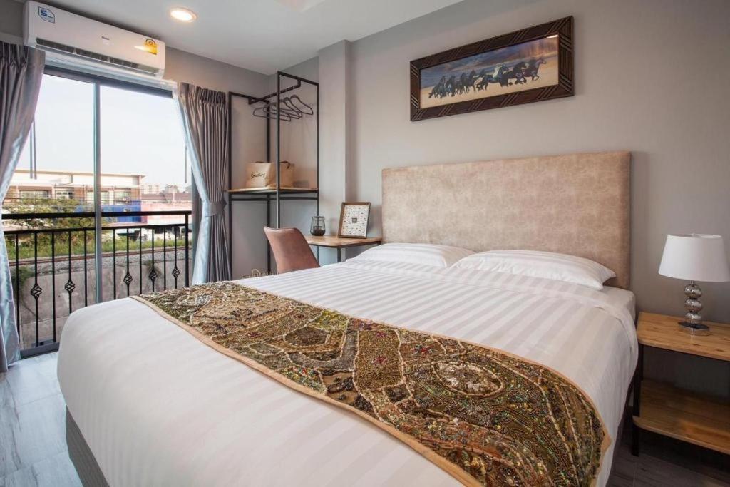 K Station Pattaya Hotel Luaran gambar